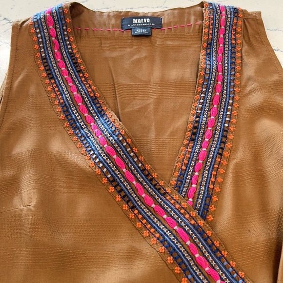 Maeve by Anthropologie Brown Boho Wrap Top with Colorful Embroidery sz.S - Picture 2 of 7